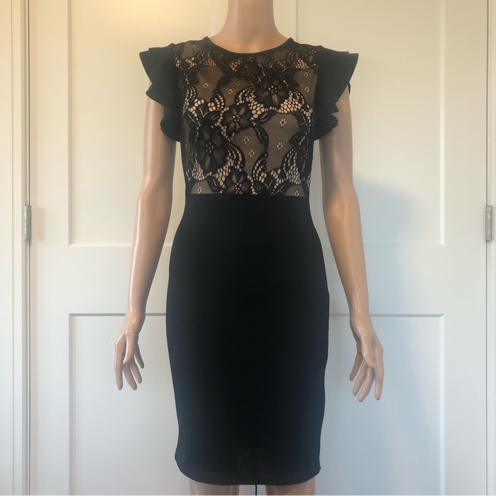 Miusol Cream Black Flutter Sleeves Black Zip Slit Lace Dress XS